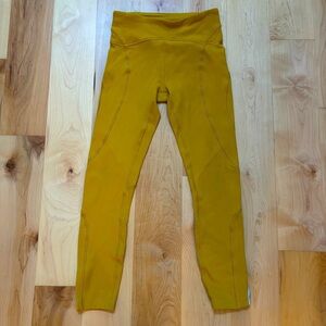 Lululemon Cold Pacer High-Rise Tight 25" in Mustard Yellow/Honeycomb